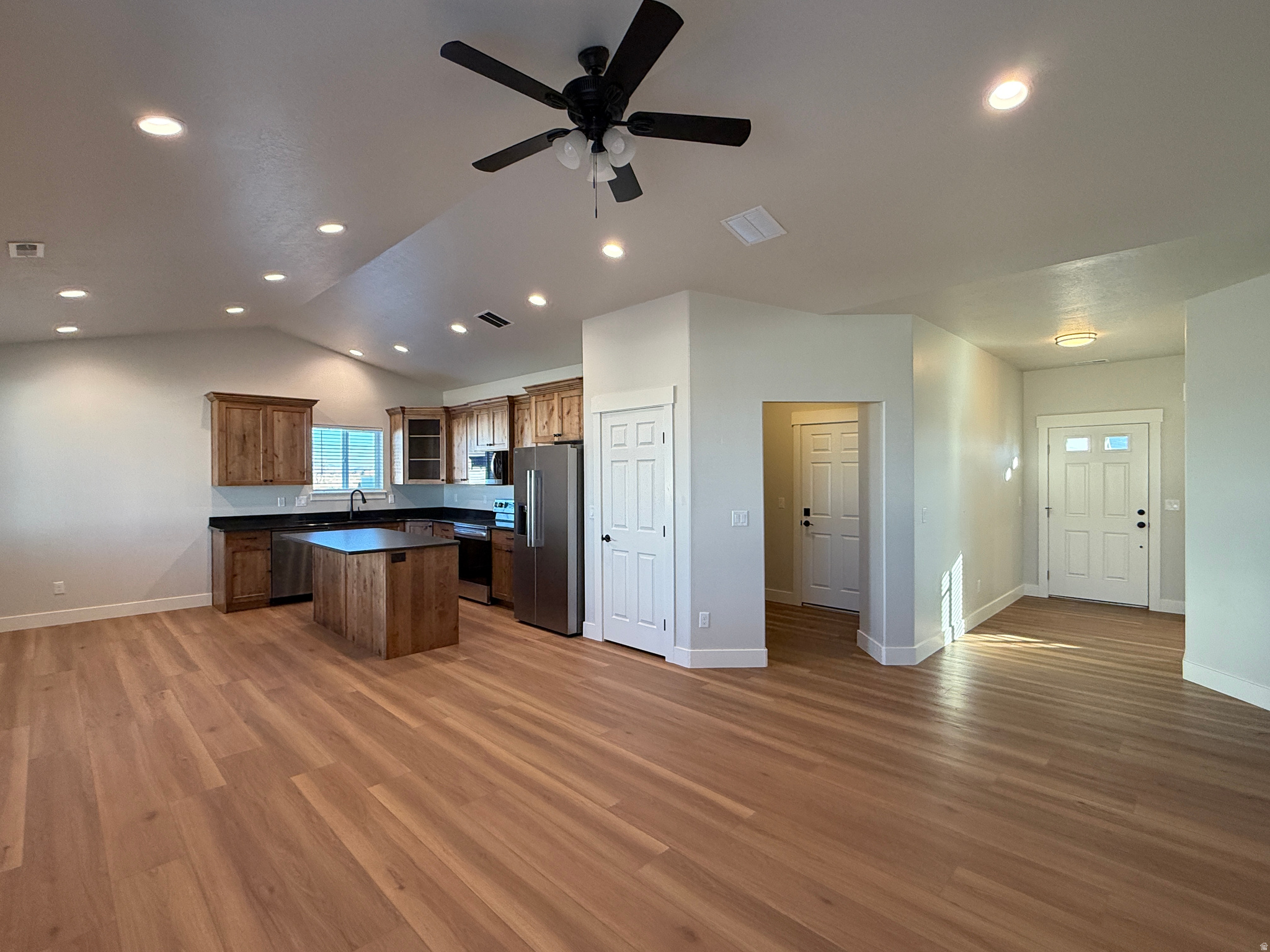 COTTONWOOD LANDING - Residential