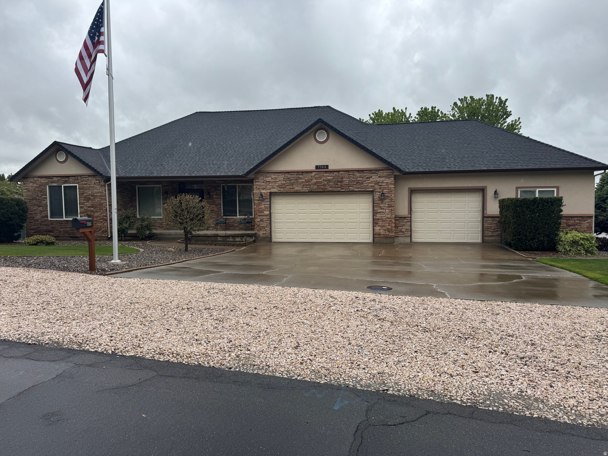 BAY VIEW EST - Residential