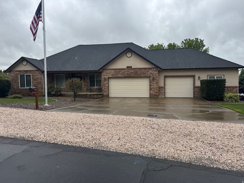 Photo of 7566 S 475 W, Willard, UT 84340 (MLS # 2155022)