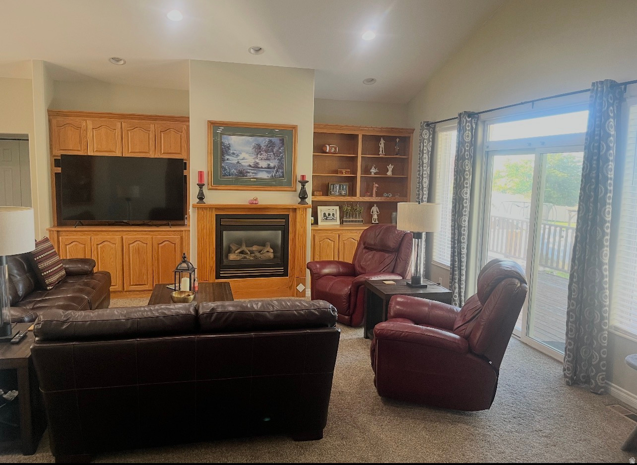 BAY VIEW EST - Residential