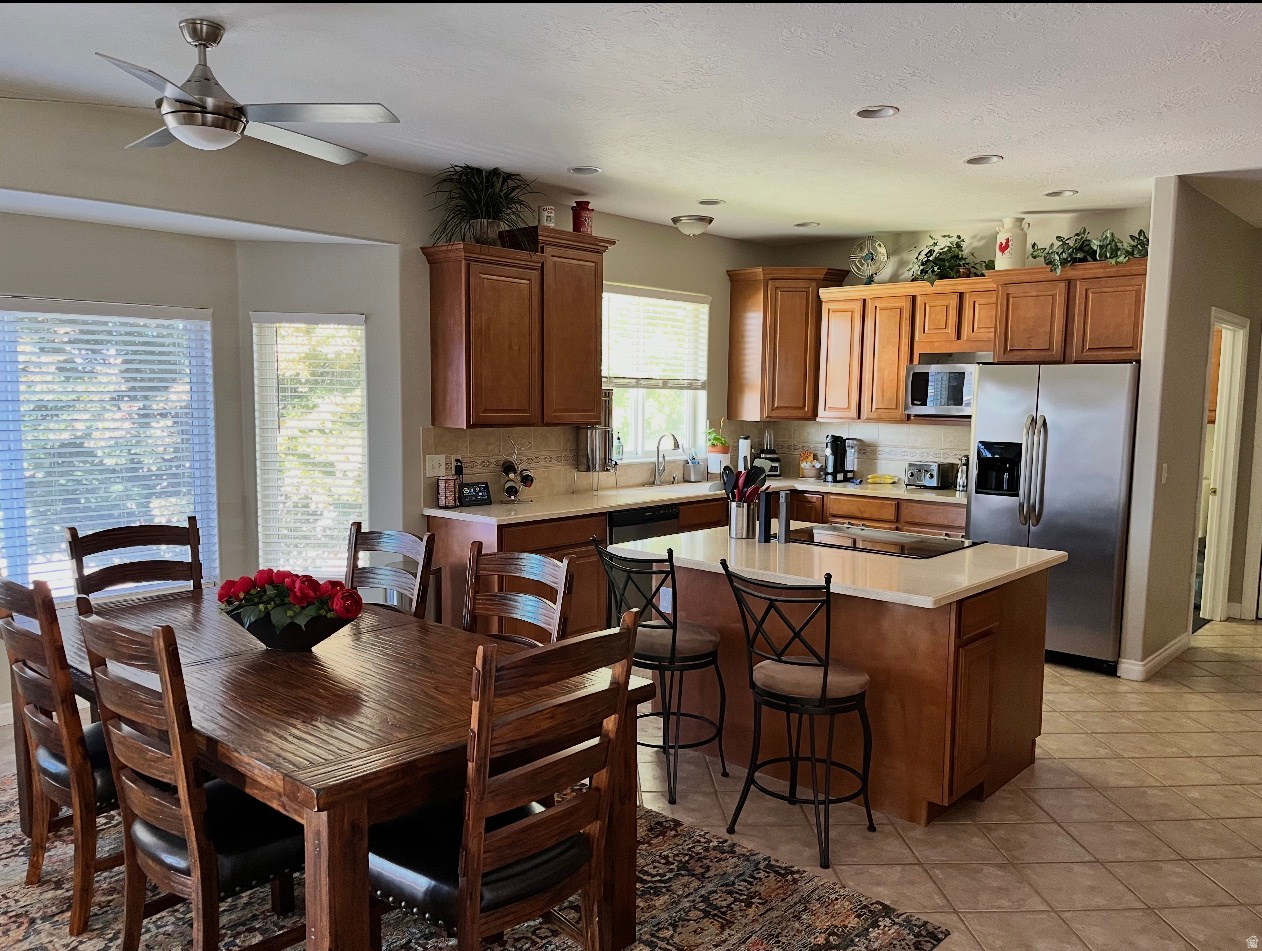BAY VIEW EST - Residential