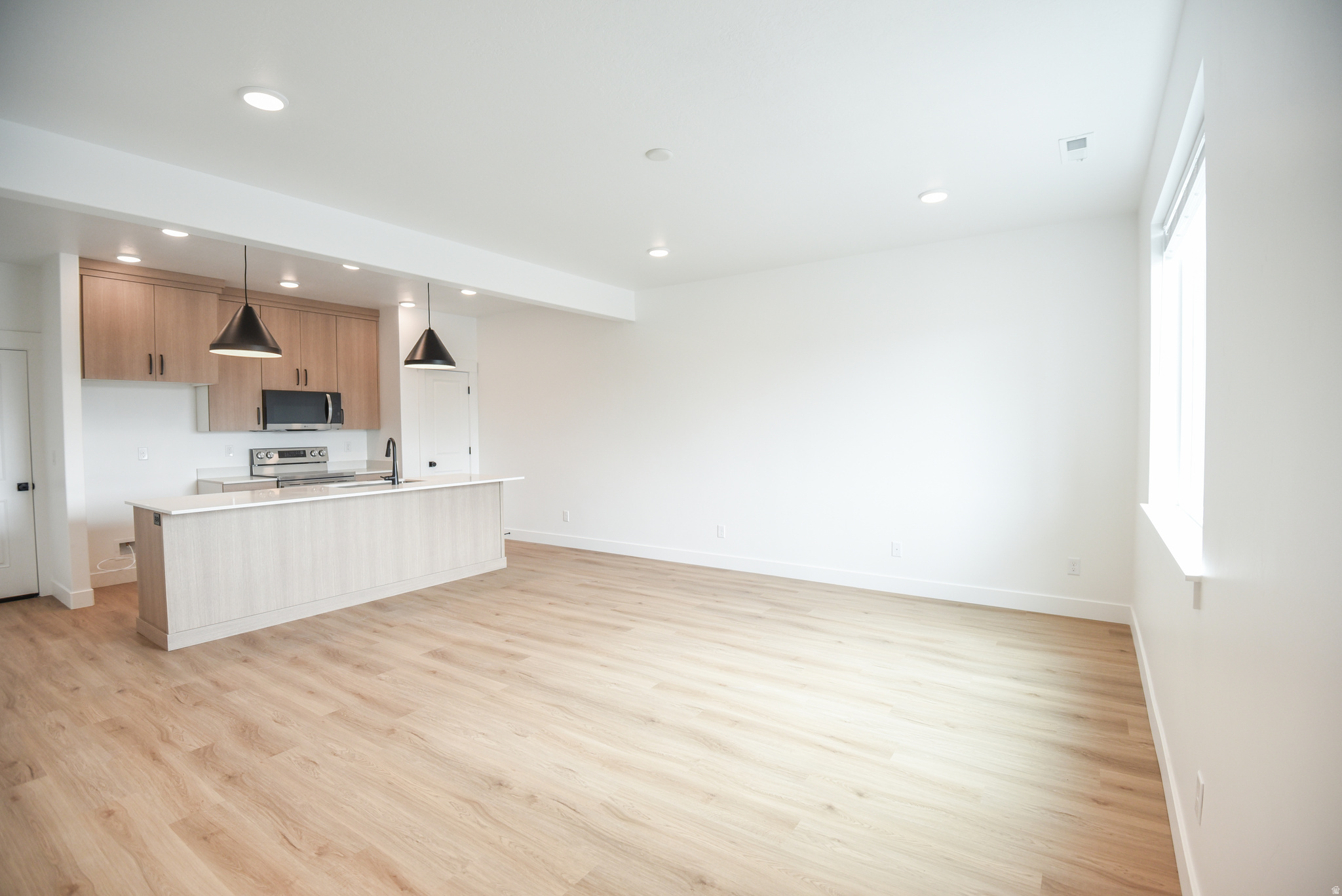 CLEAR CREEK - Residential