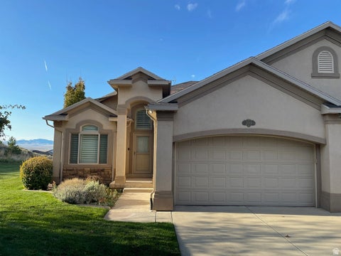Tiny photo for 209 EDGEWOOD CIR, North Salt Lake, UT 84054 (MLS # 2163953)