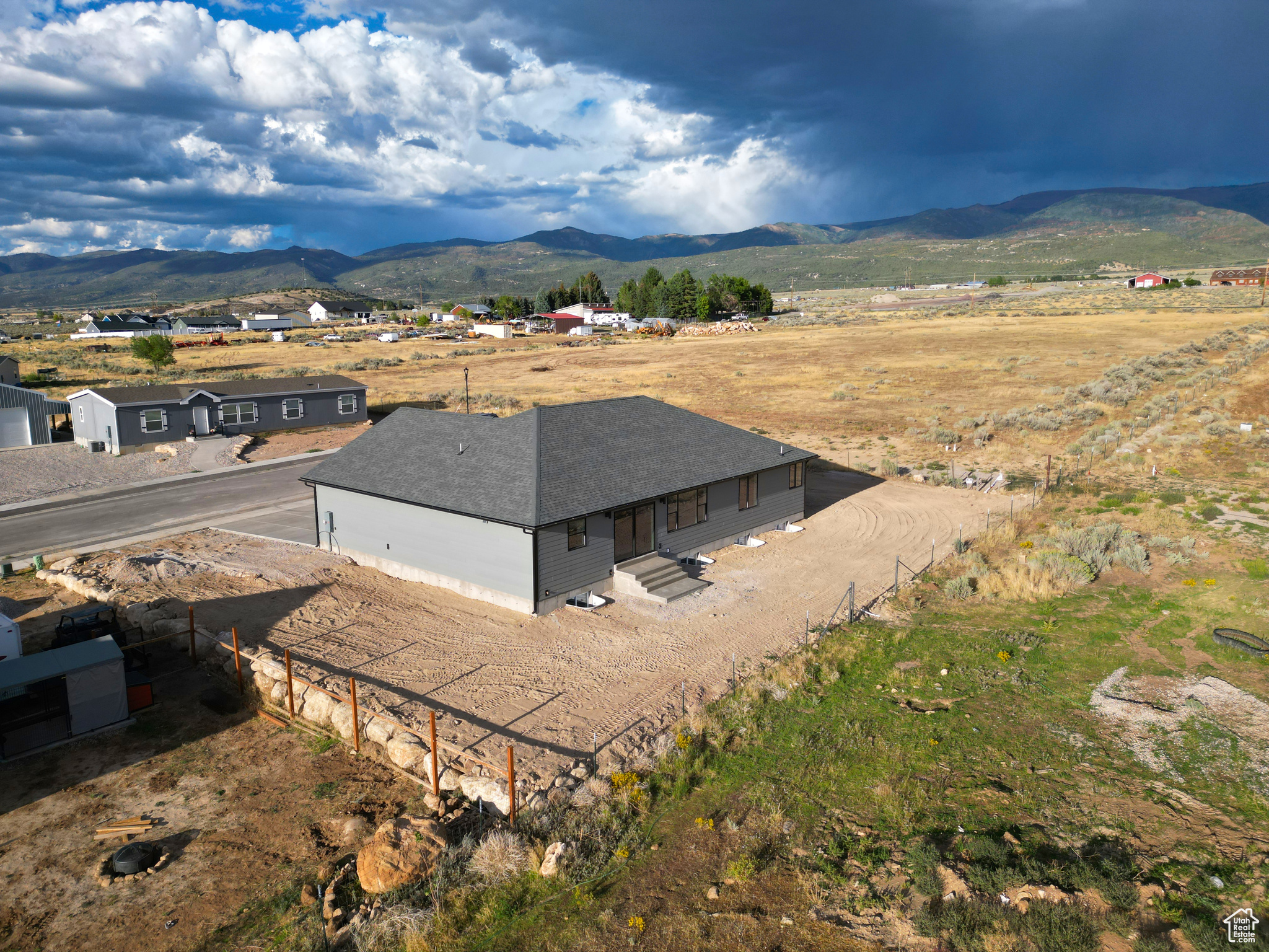 MOUNTAINVILLE FARMS - Residential