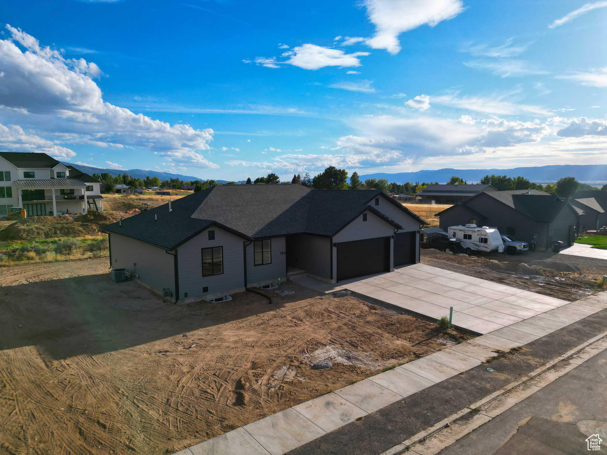 MOUNTAINVILLE FARMS - Residential