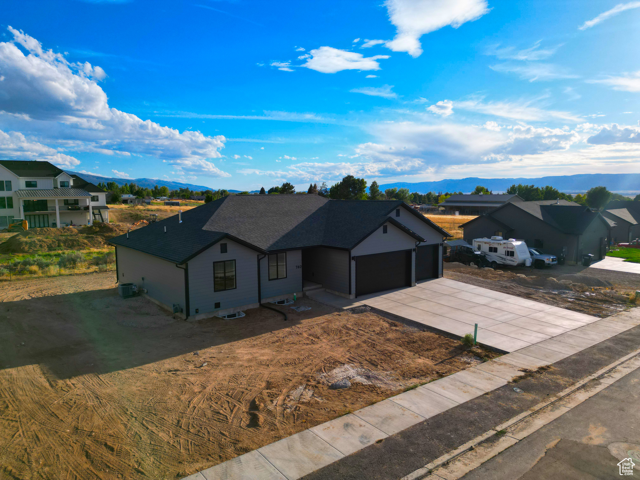 MOUNTAINVILLE FARMS - Residential