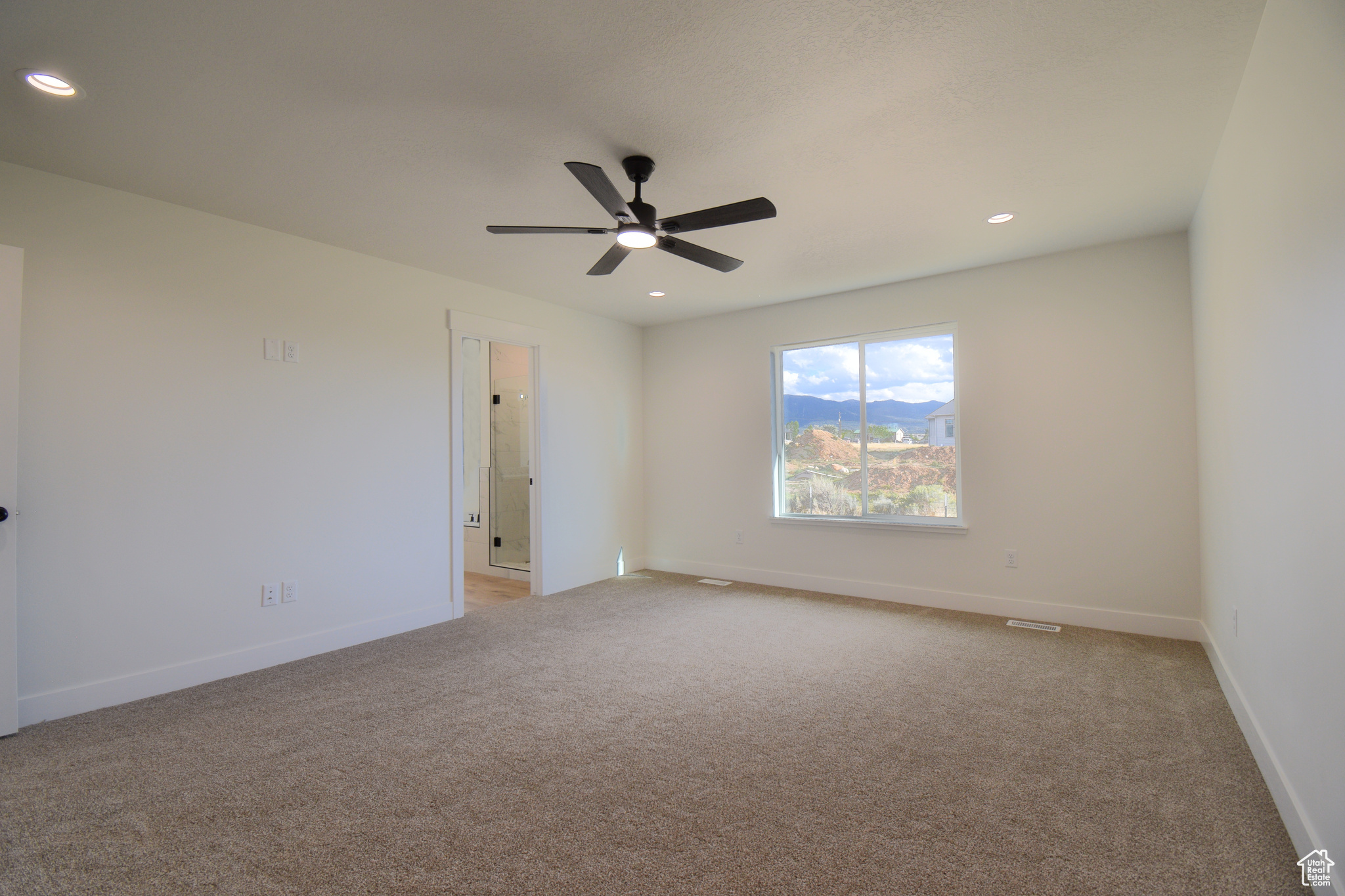 MOUNTAINVILLE FARMS - Residential
