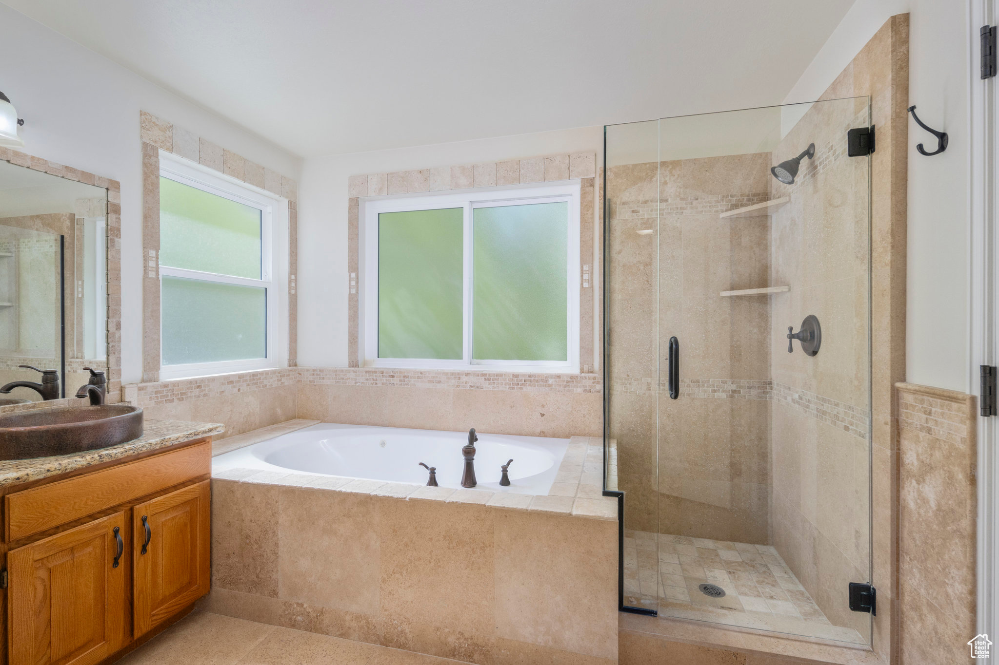 1802 E Gracey Ln, Sandy, Utah image 31