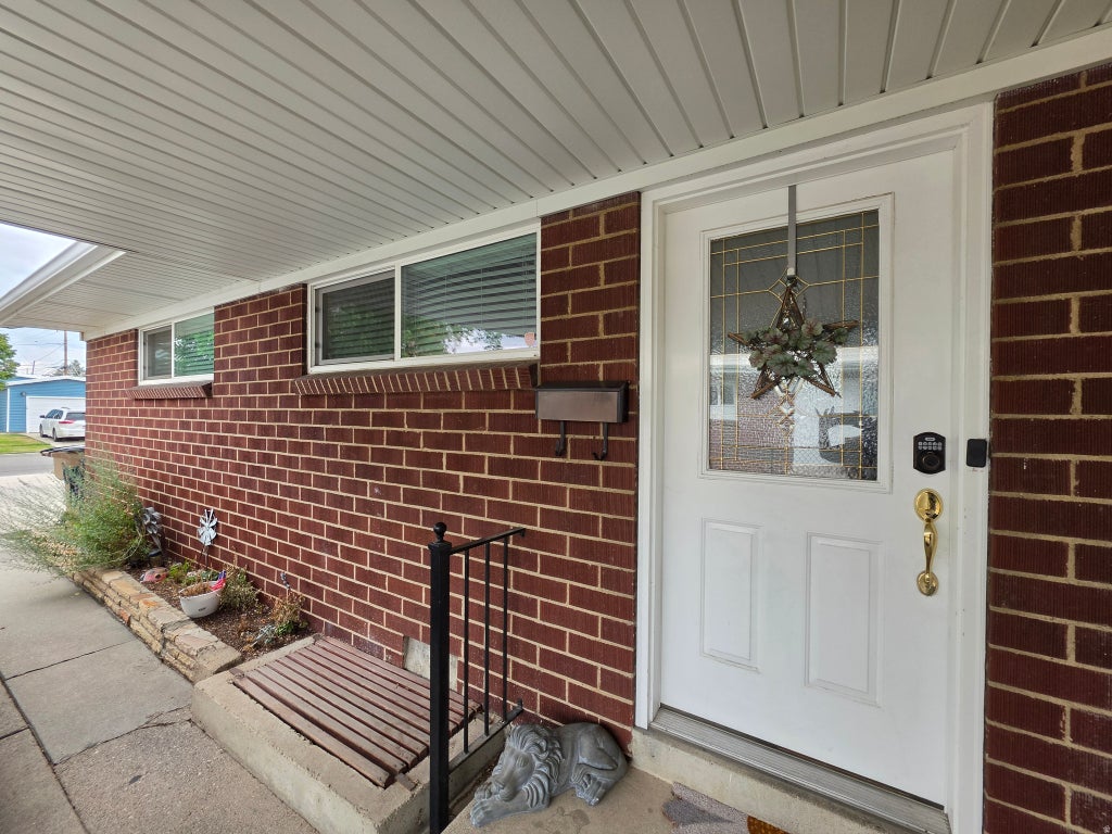 Photo of 1357 W 1100 N, Salt Lake City, UT 84116 (MLS # 2181427)