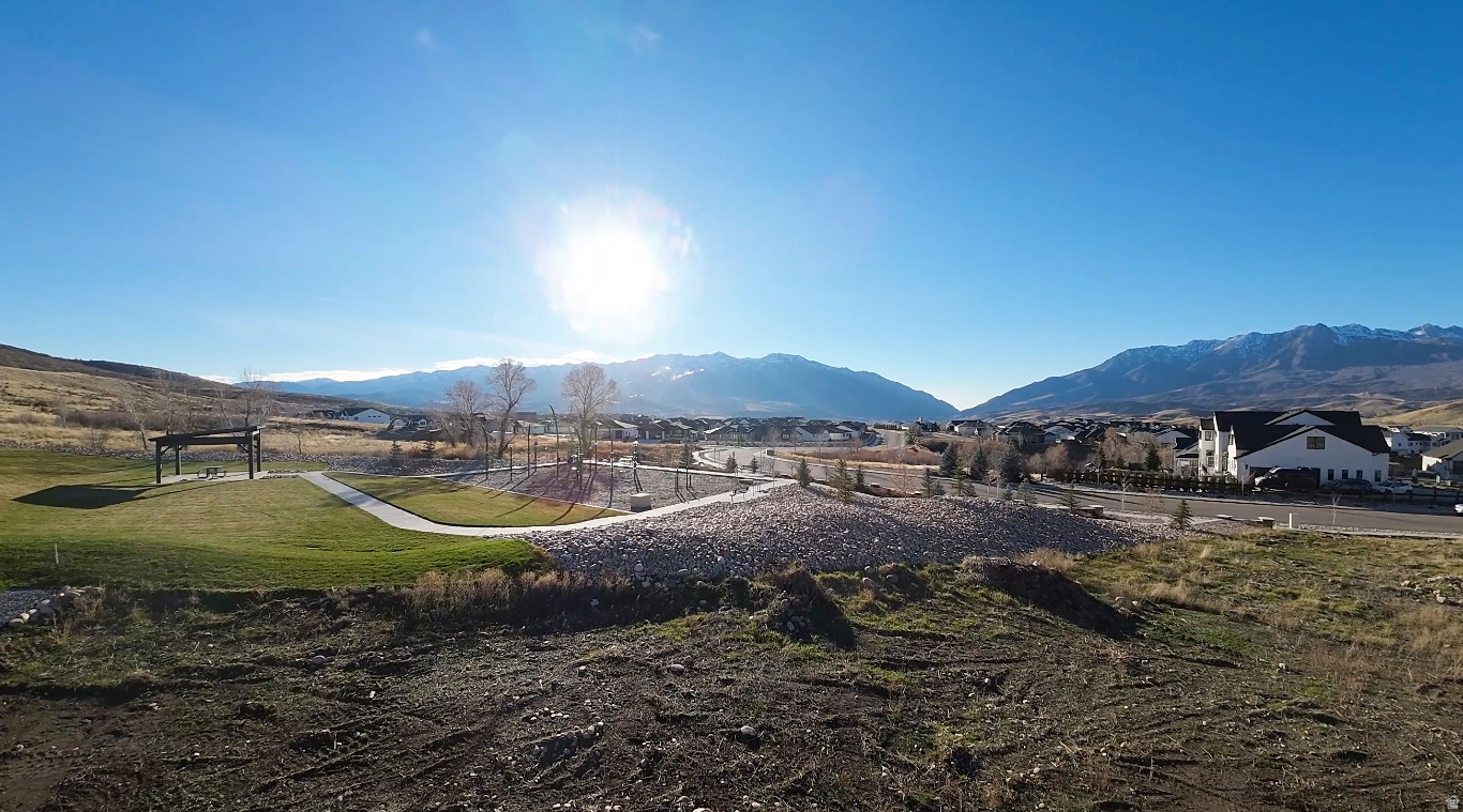 COTTONWOOD SPRING VIEW - Land