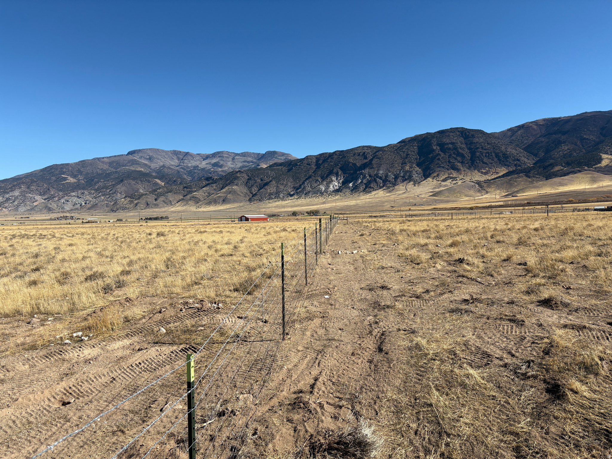 SURVEY B-1942 - Land