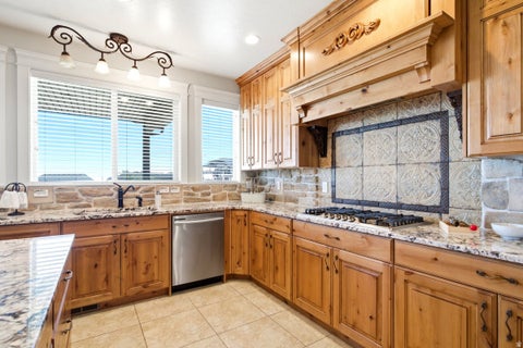 Tiny photo for 4235 N 1150 W, Pleasant View, UT 84414 (MLS # 2172587)
