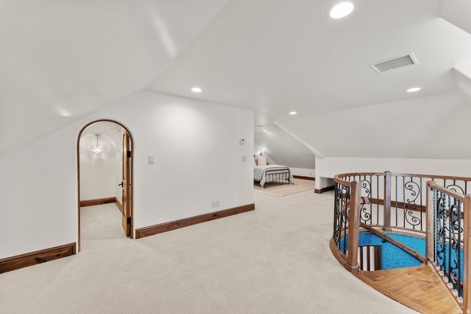 BLOOMINGTON RANCHOS - Residential