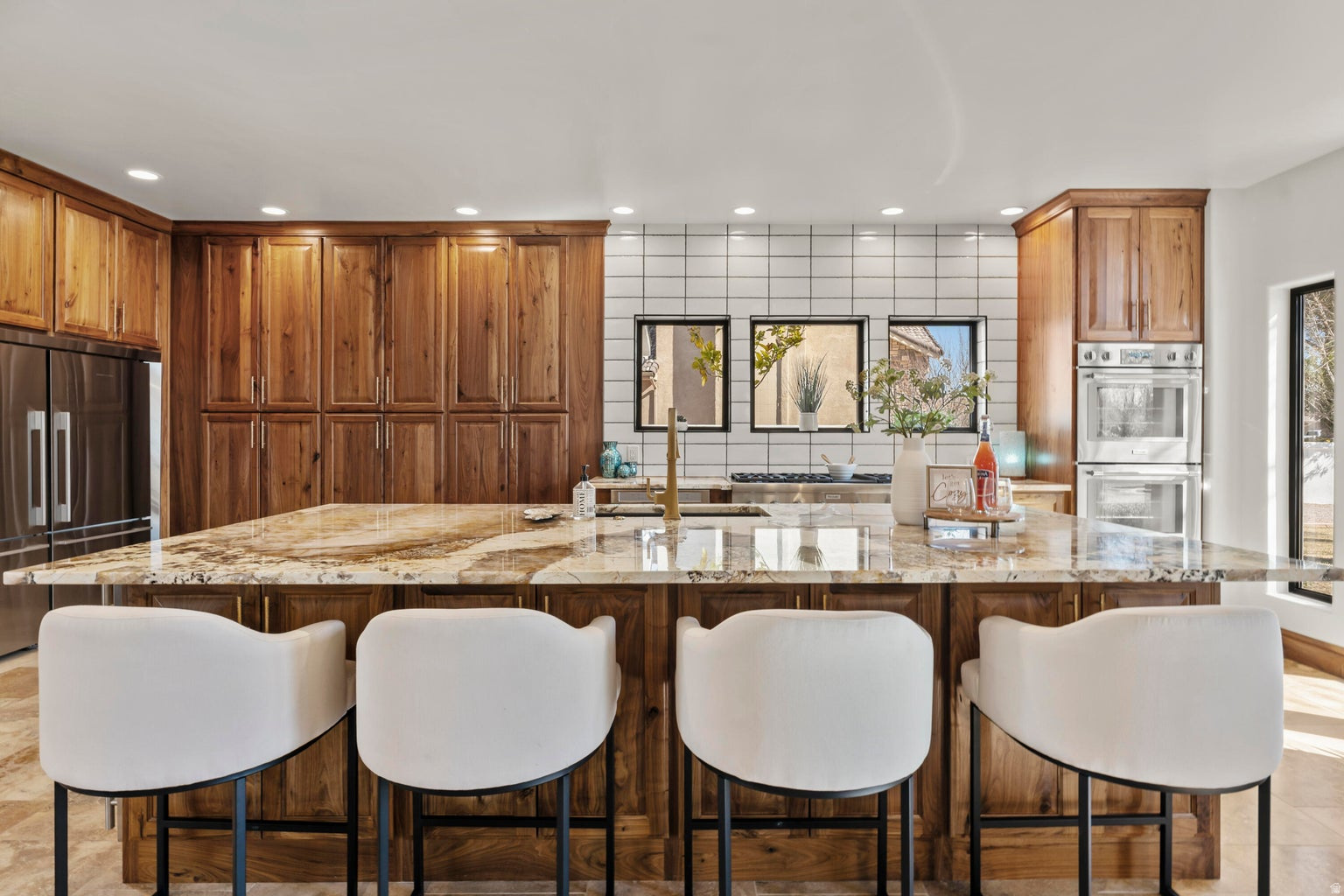 BLOOMINGTON RANCHOS - Residential