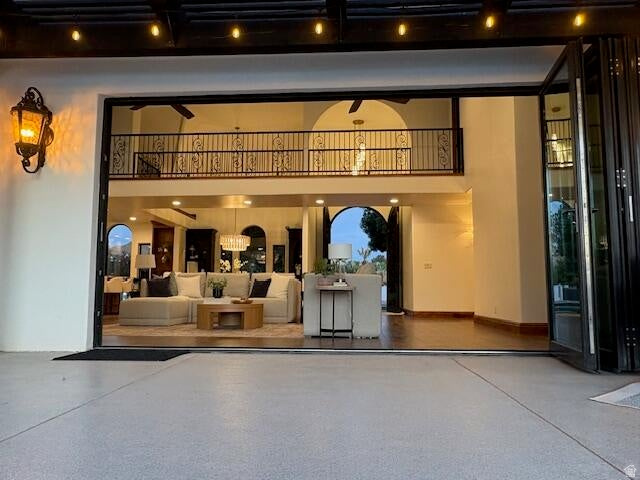 BLOOMINGTON RANCHOS - Residential