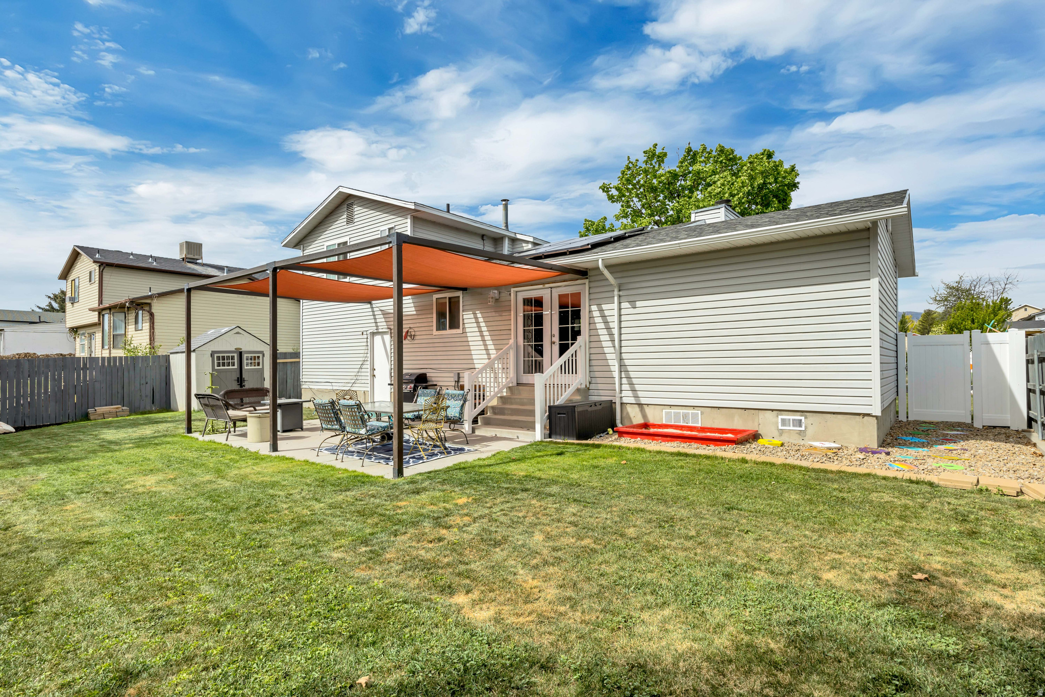 OQUIRRH SHADOWS - Residential