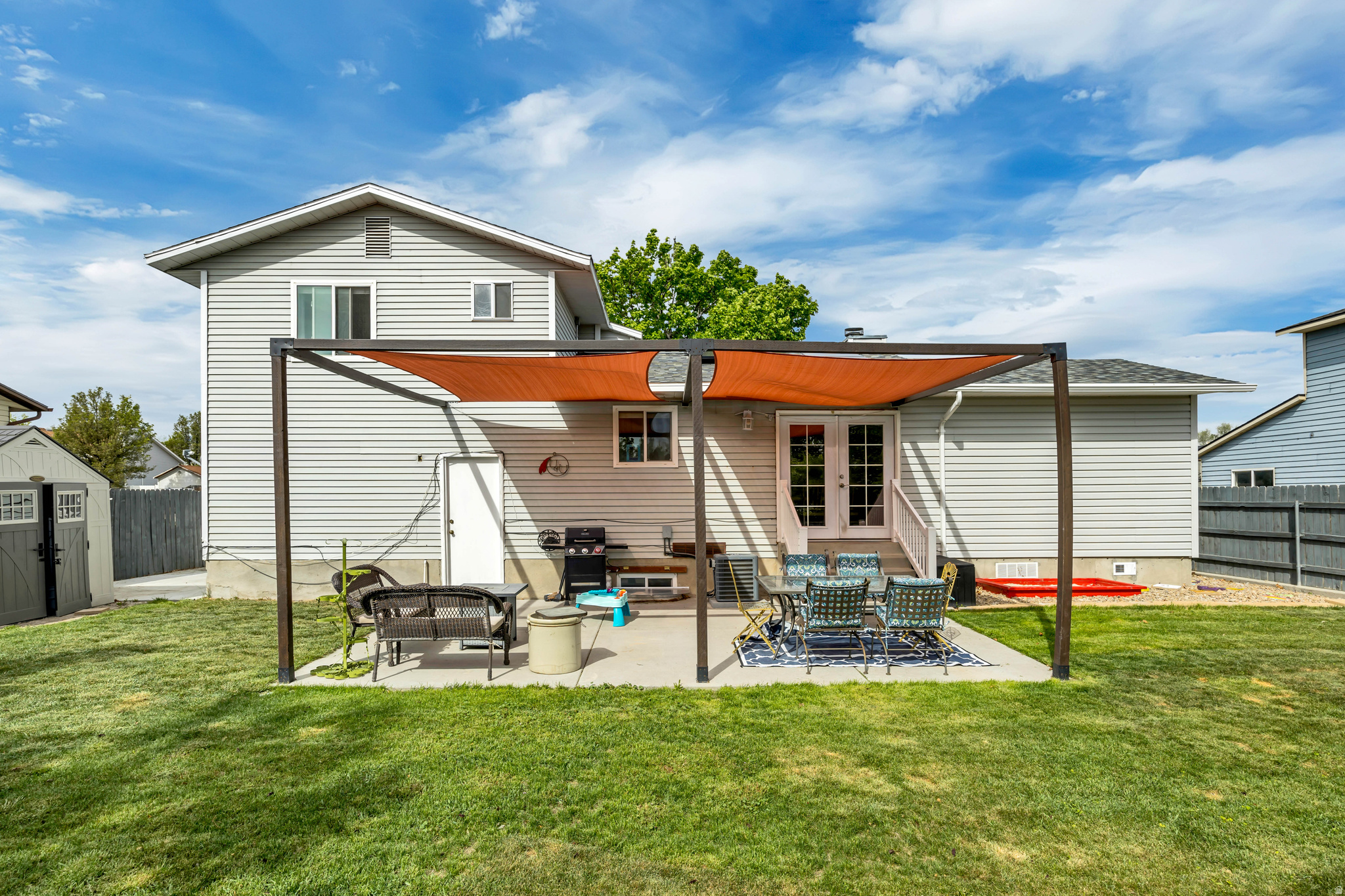 OQUIRRH SHADOWS - Residential