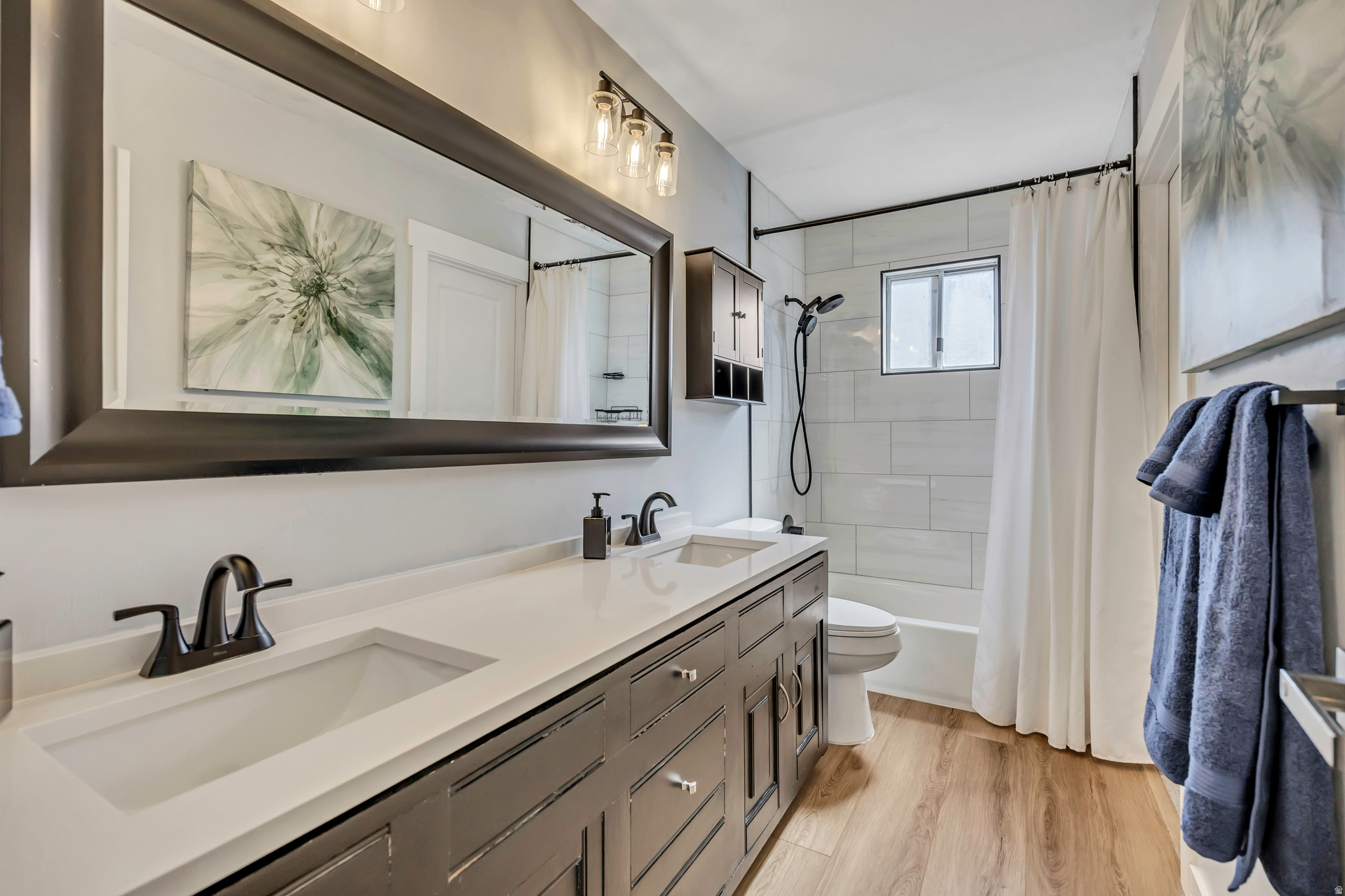 OQUIRRH SHADOWS - Residential