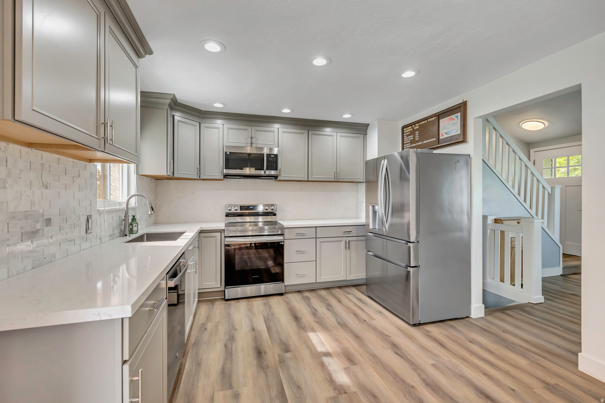 OQUIRRH SHADOWS - Residential