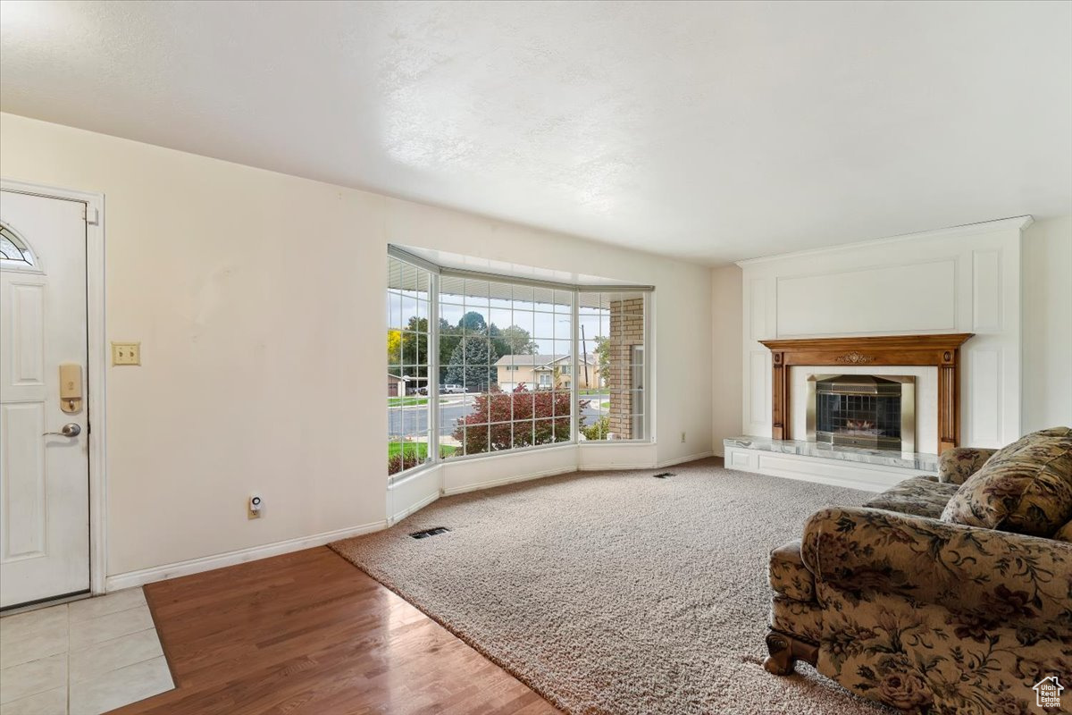 TAYLOR ESTATES - Residential