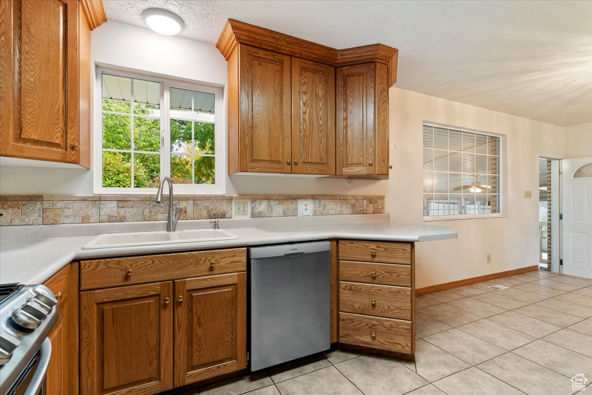 TAYLOR ESTATES - Residential