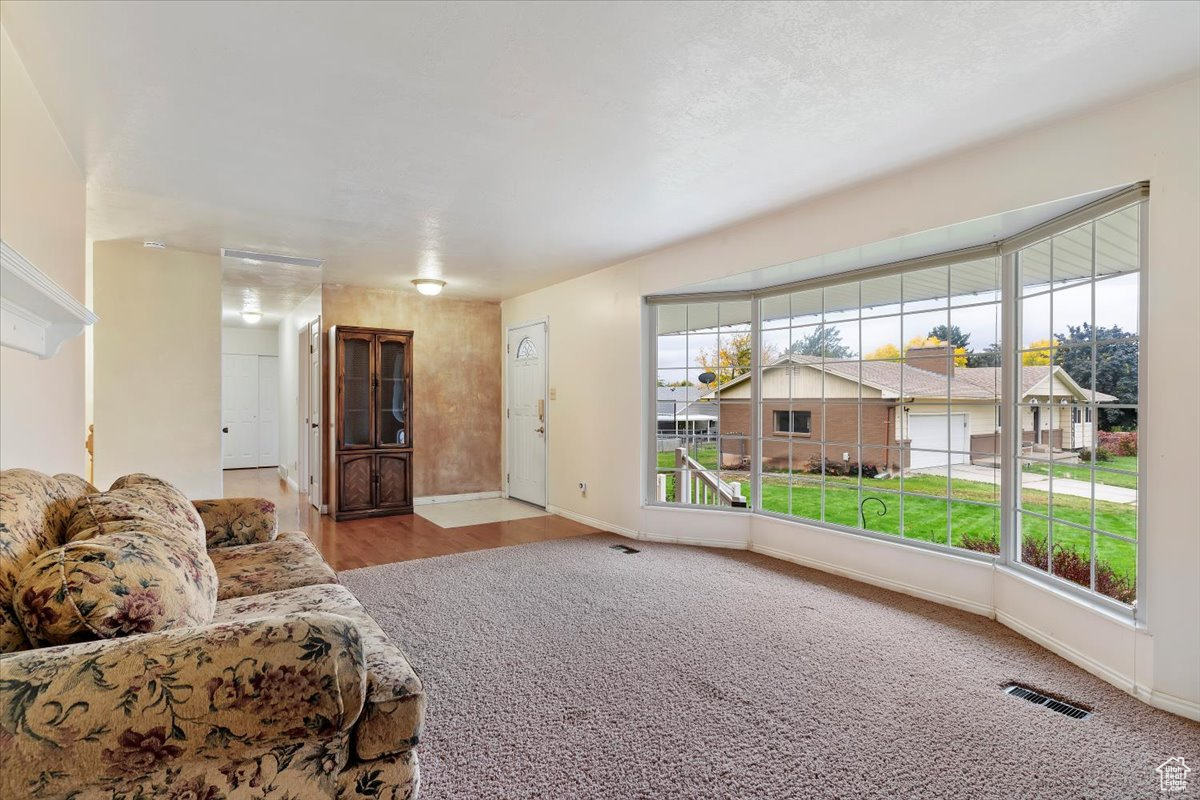 TAYLOR ESTATES - Residential