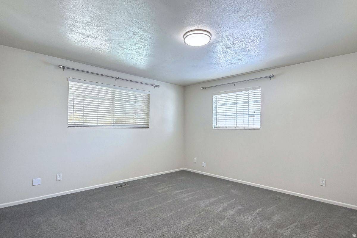 TAYLOR ESTATES - Residential