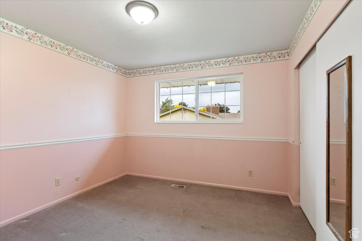 TAYLOR ESTATES - Residential