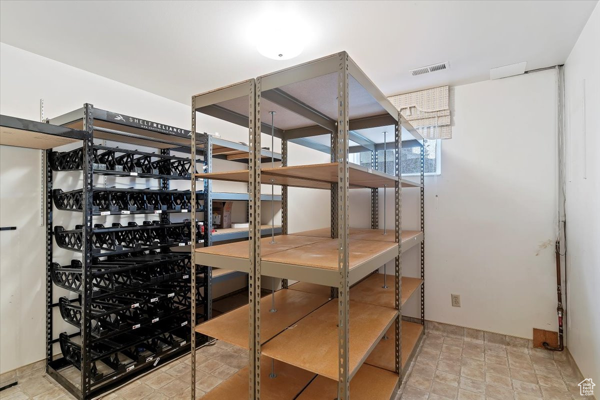 TAYLOR ESTATES - Residential