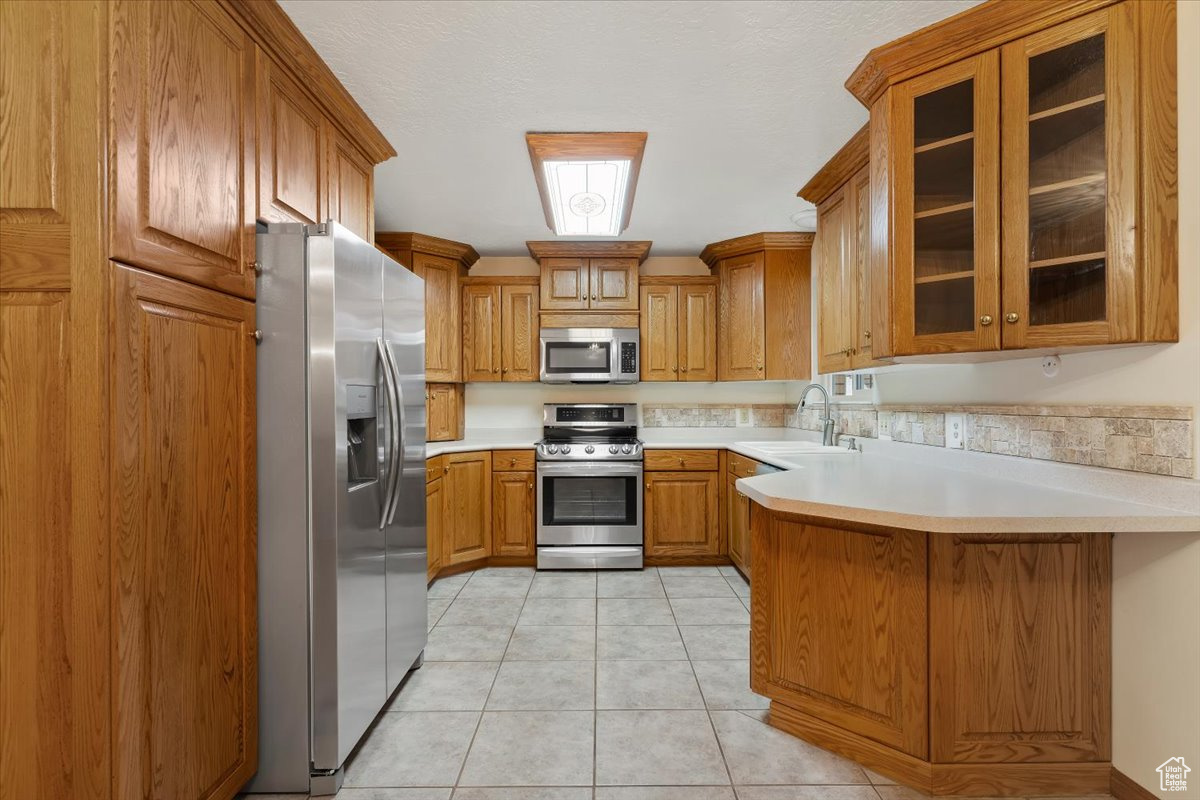 TAYLOR ESTATES - Residential