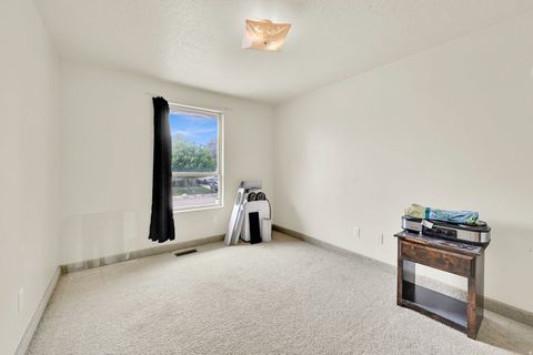 Tiny photo for 721 W 600 N, Clearfield, UT 84015 (MLS # 2152640)