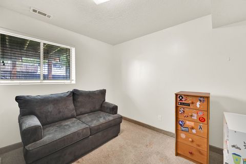 Tiny photo for 721 W 600 N, Clearfield, UT 84015 (MLS # 2152640)