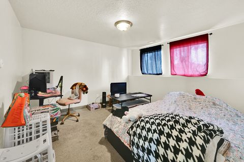 Tiny photo for 721 W 600 N, Clearfield, UT 84015 (MLS # 2152640)