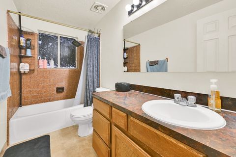 Tiny photo for 721 W 600 N, Clearfield, UT 84015 (MLS # 2152640)