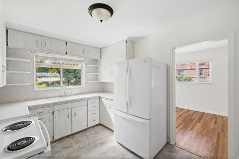 Tiny photo for 3139 S CRESTVIEW CIR W, Bountiful, UT 84010 (MLS # 2176697)