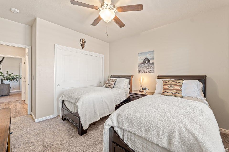 REDWOOD ESTATES PH 3 - Residential