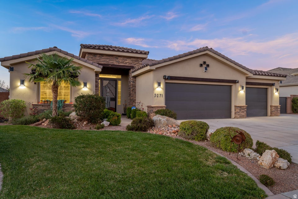 REDWOOD ESTATES PH 3 - Residential