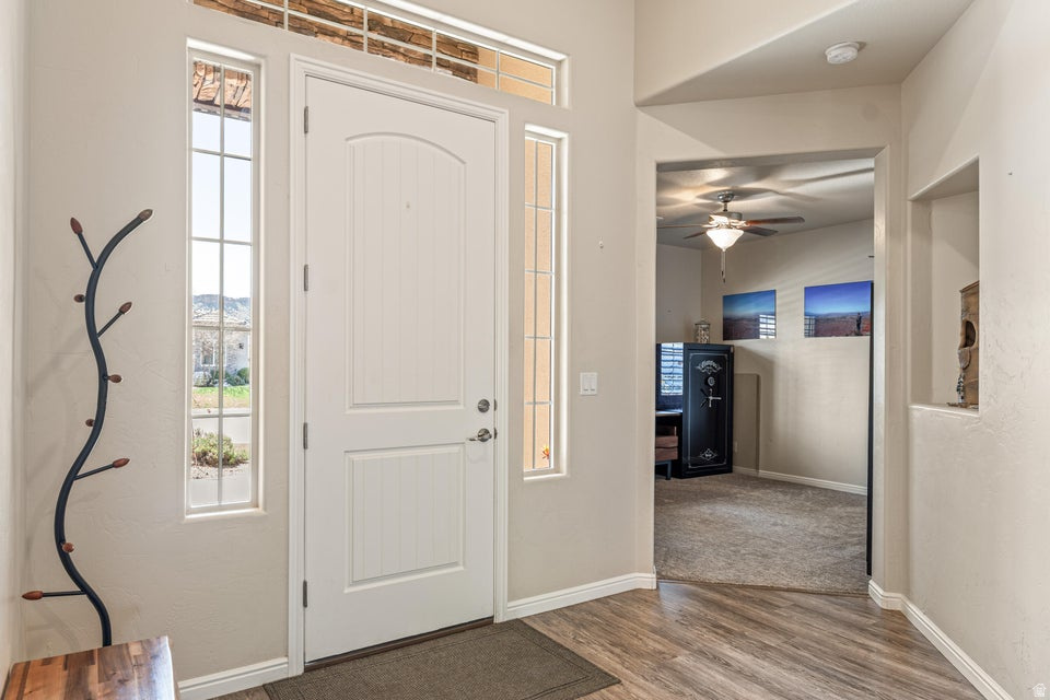 REDWOOD ESTATES PH 3 - Residential