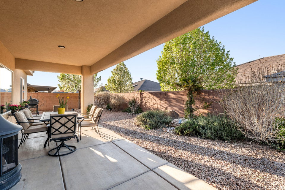 REDWOOD ESTATES PH 3 - Residential