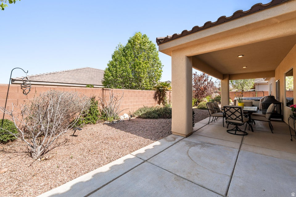 REDWOOD ESTATES PH 3 - Residential