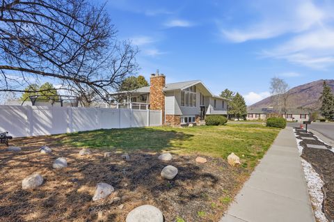 Tiny photo for 2853 E WILLOW DR, Sandy, UT 84093 (MLS # 2144278)