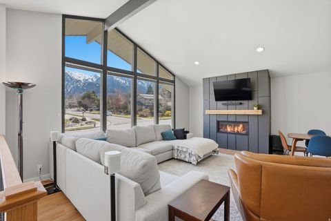 Tiny photo for 2853 E WILLOW DR, Sandy, UT 84093 (MLS # 2144278)