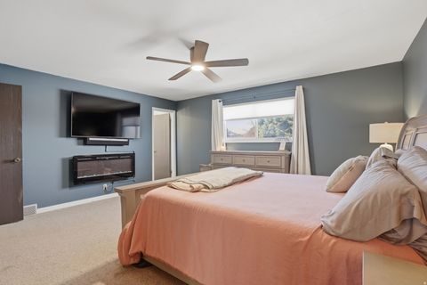 Tiny photo for 2853 E WILLOW DR, Sandy, UT 84093 (MLS # 2144278)