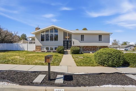 Photo of 2853 E WILLOW DR, Sandy, UT 84093 (MLS # 2144278)
