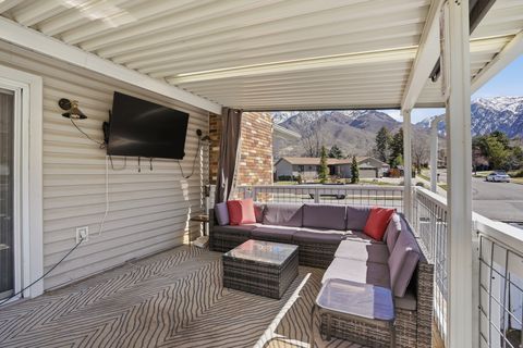 Tiny photo for 2853 E WILLOW DR, Sandy, UT 84093 (MLS # 2144278)