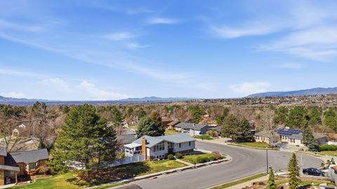 Tiny photo for 2853 E WILLOW DR, Sandy, UT 84093 (MLS # 2144278)