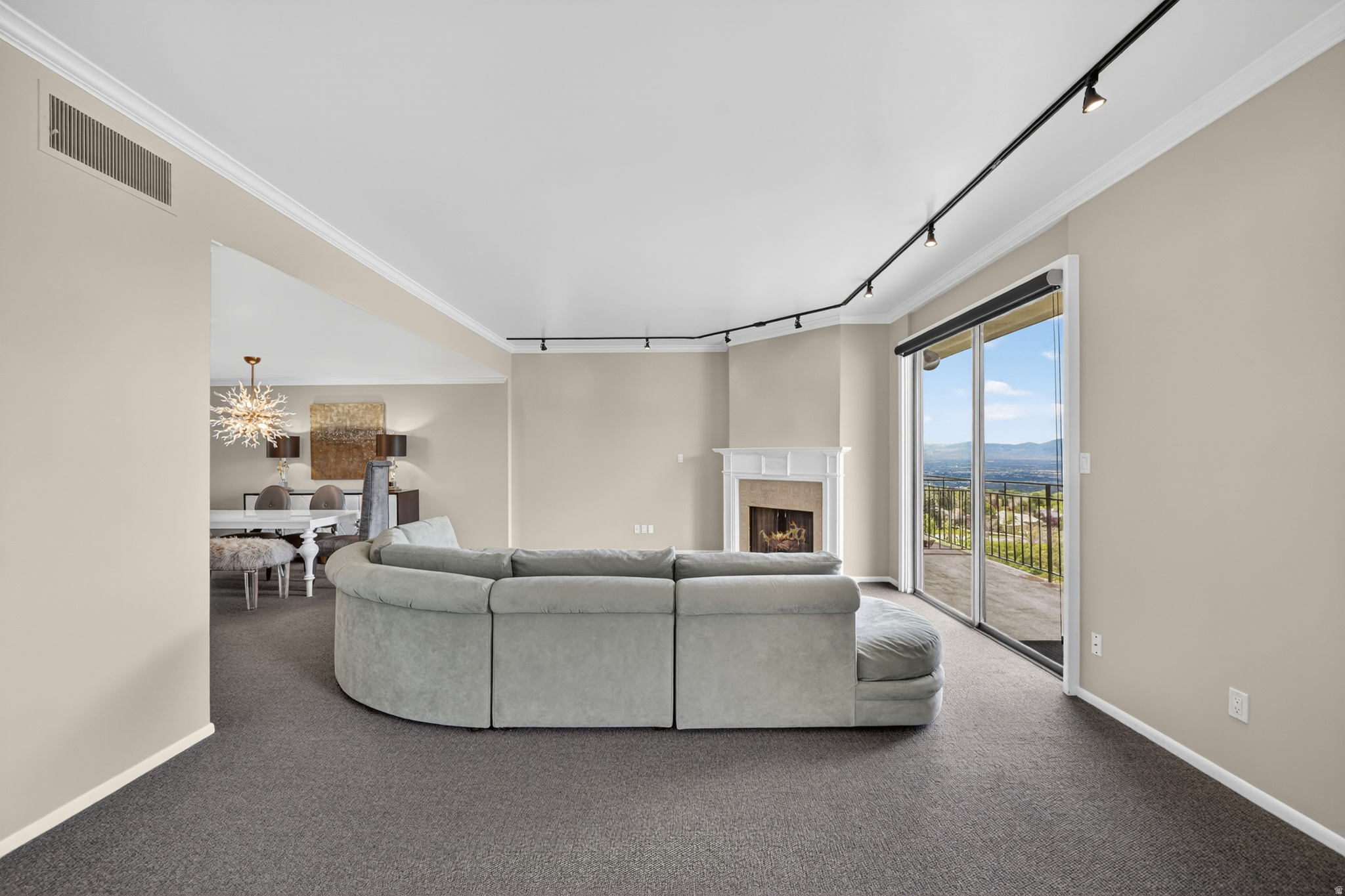 DONNER PLACE - Residential