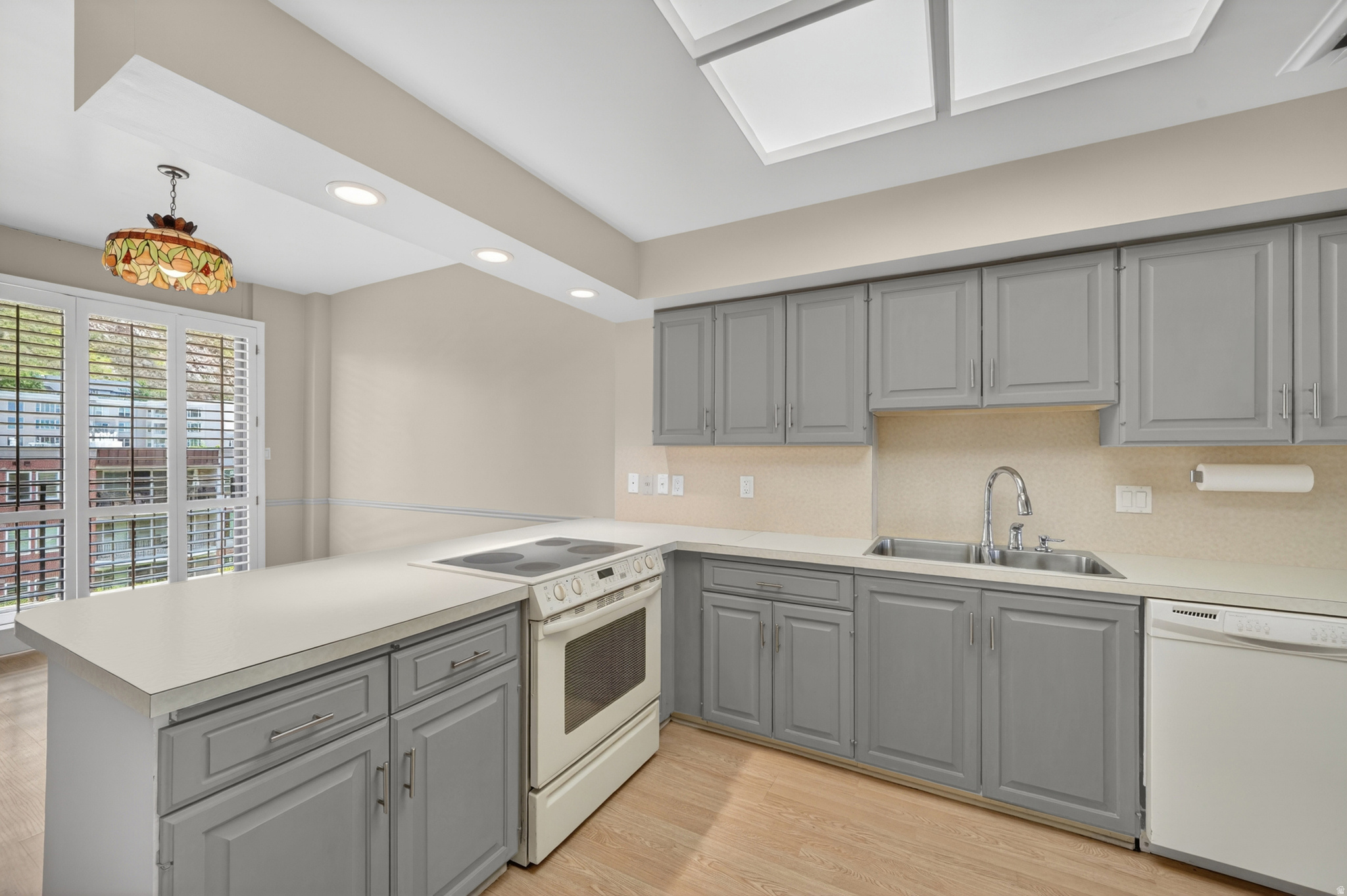 DONNER PLACE - Residential