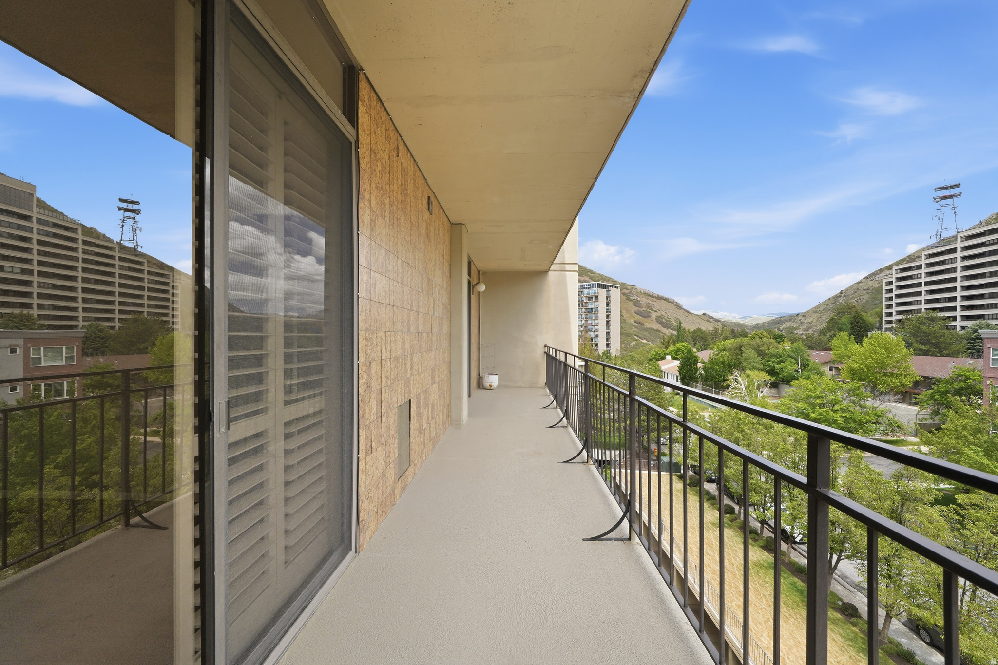 DONNER PLACE - Residential