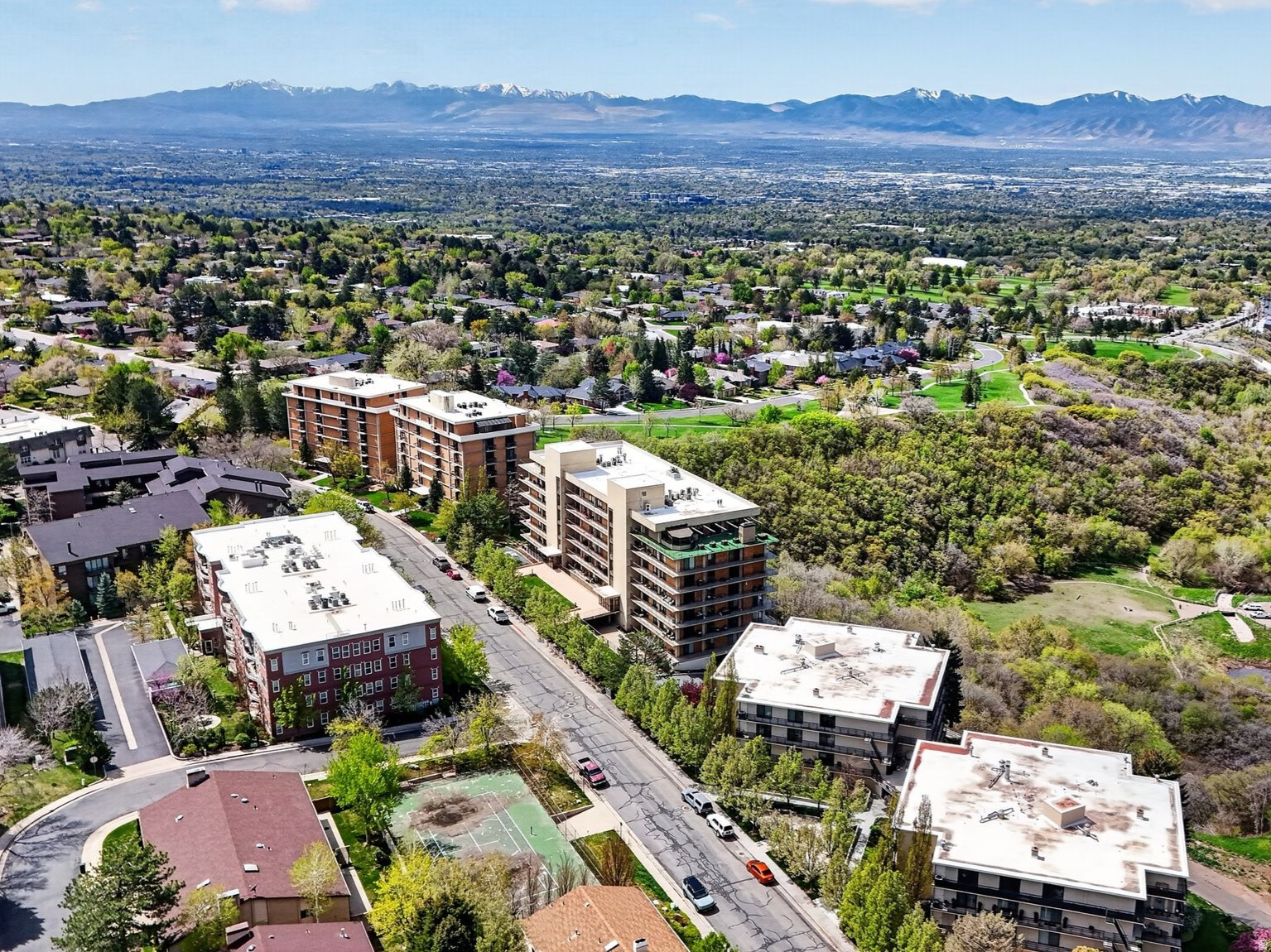 DONNER PLACE - Residential